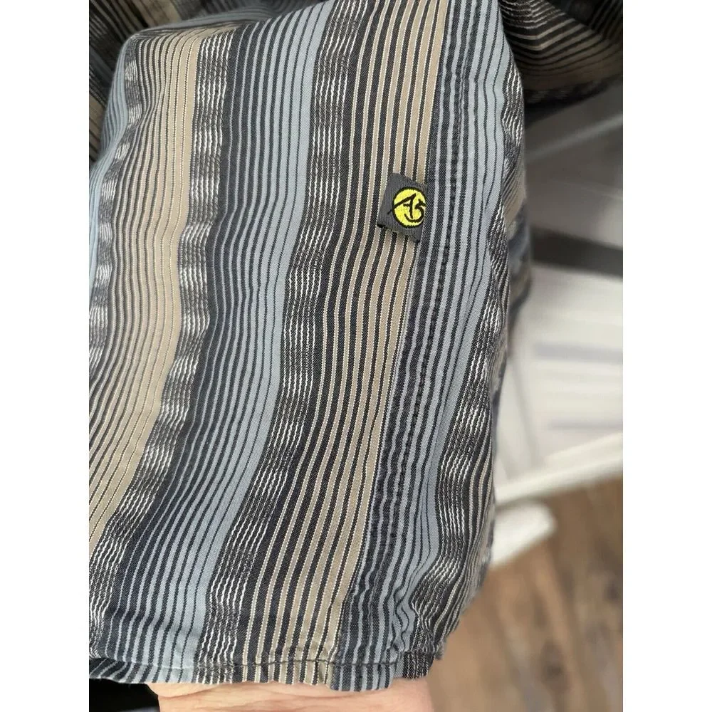 The North Face Men's XL Blue Tan Striped Active‎ Outdoors Long Sleeve Button Up